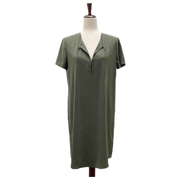 Theory Dress Women's Size 8 Keyhole Tie Shift Drapey Crepe Dress Military Green - Picture 12 of 13